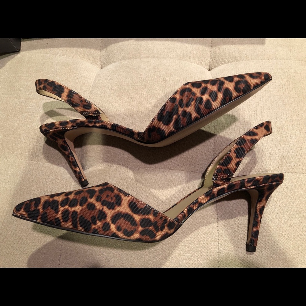 Ann Taylor leopard slingback size 9.5